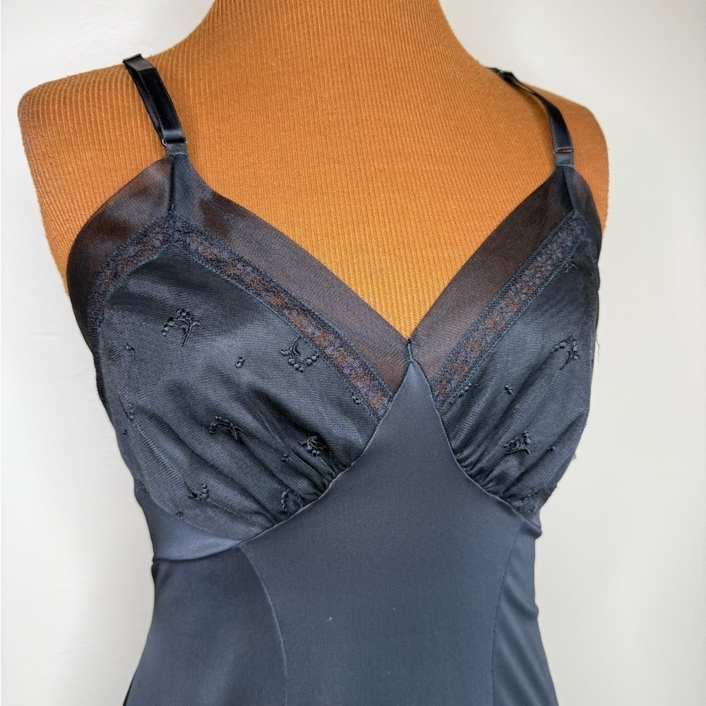 Vintage Seamprufe 1950’s Black Satin Chemise Slip Size 32 - Picture 3 of 8